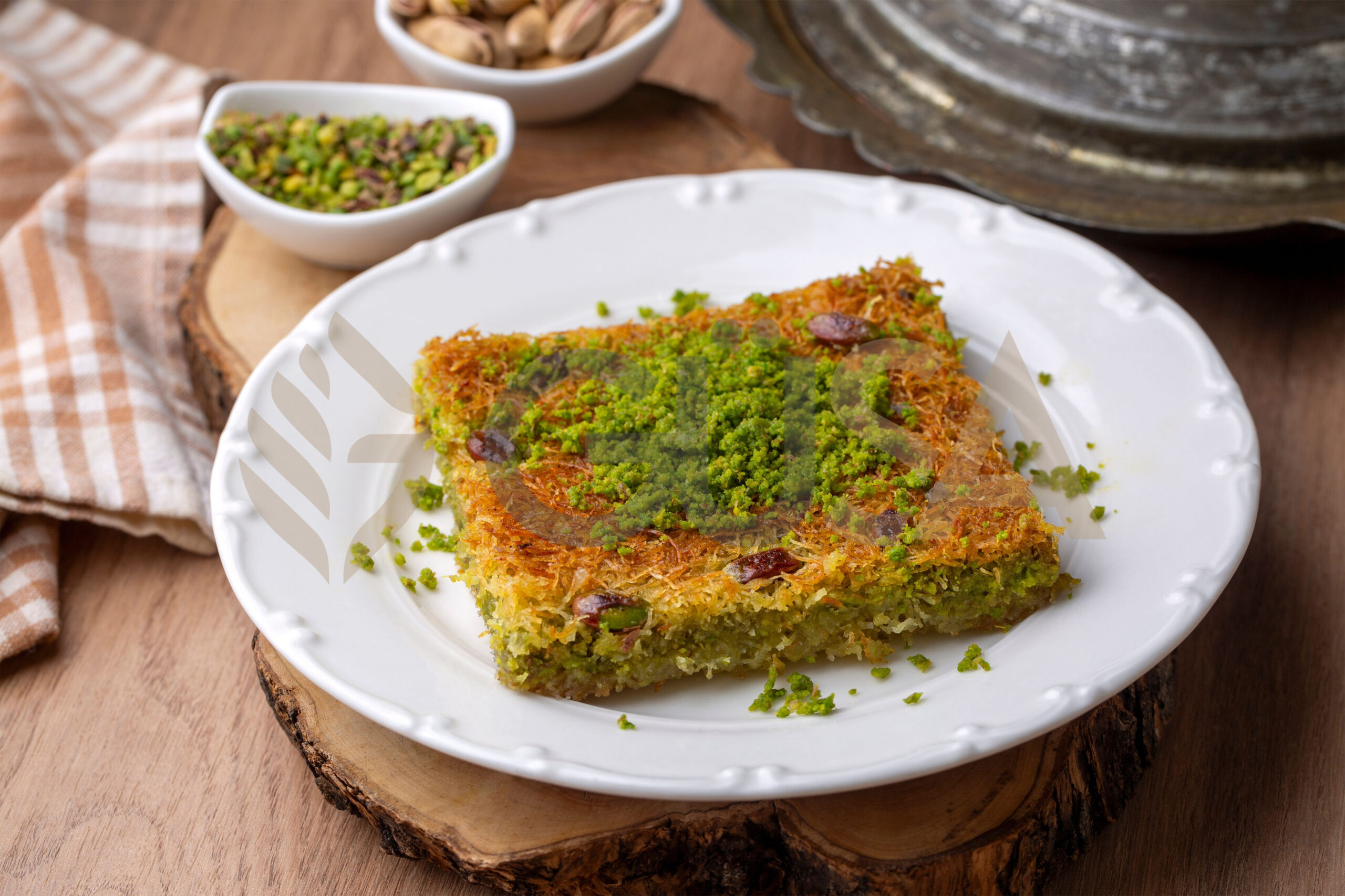 Gaziantep,Baklava,With,Pistachio,,Butter,Butter,,And,Gaziantep,Pistachio.,It