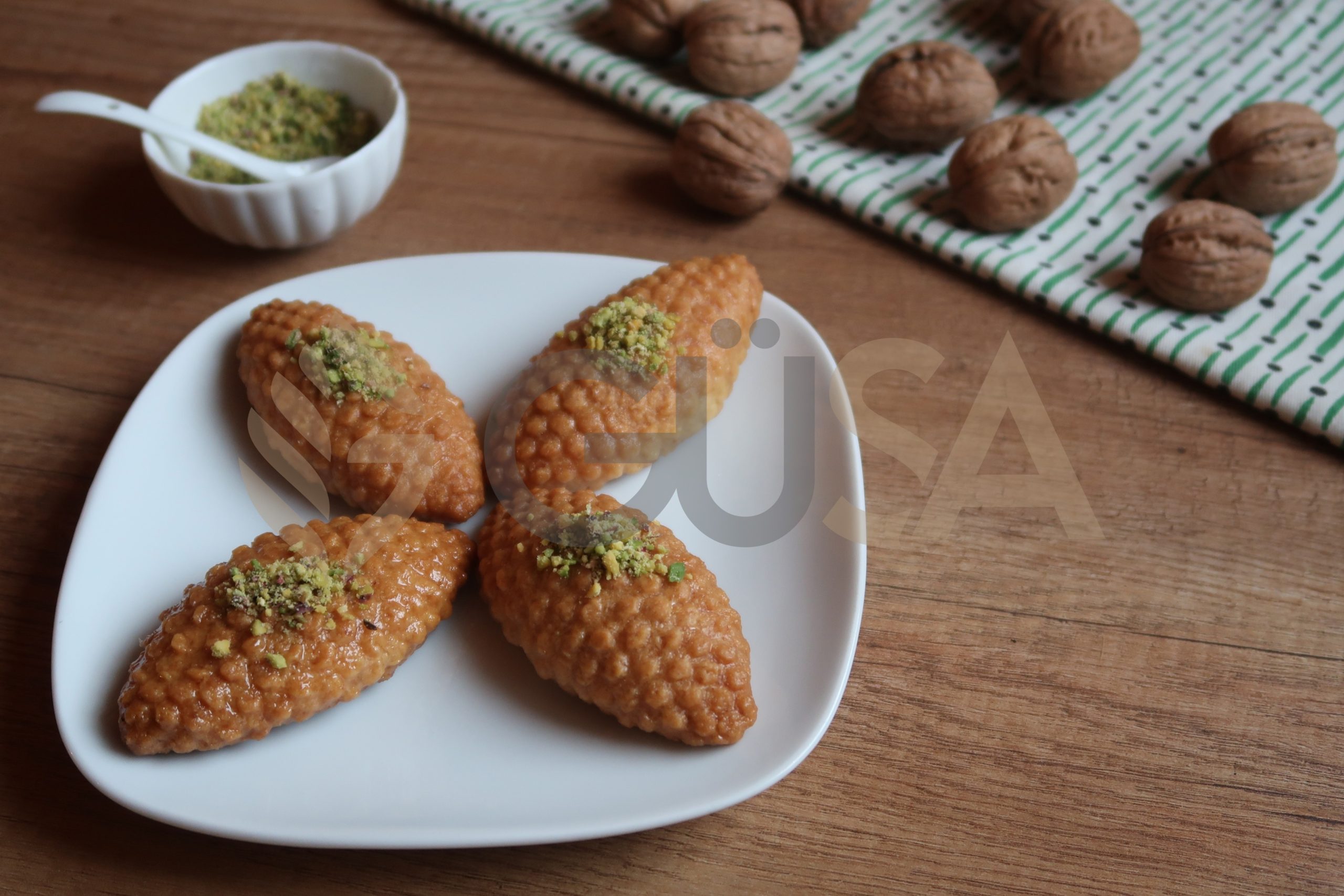 Gaziantep,Baklava,With,Pistachio,,Butter,Butter,,And,Gaziantep,Pistachio.,It